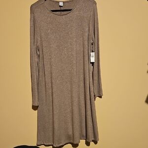 Old Navy Taupe Long Sleeve Dress